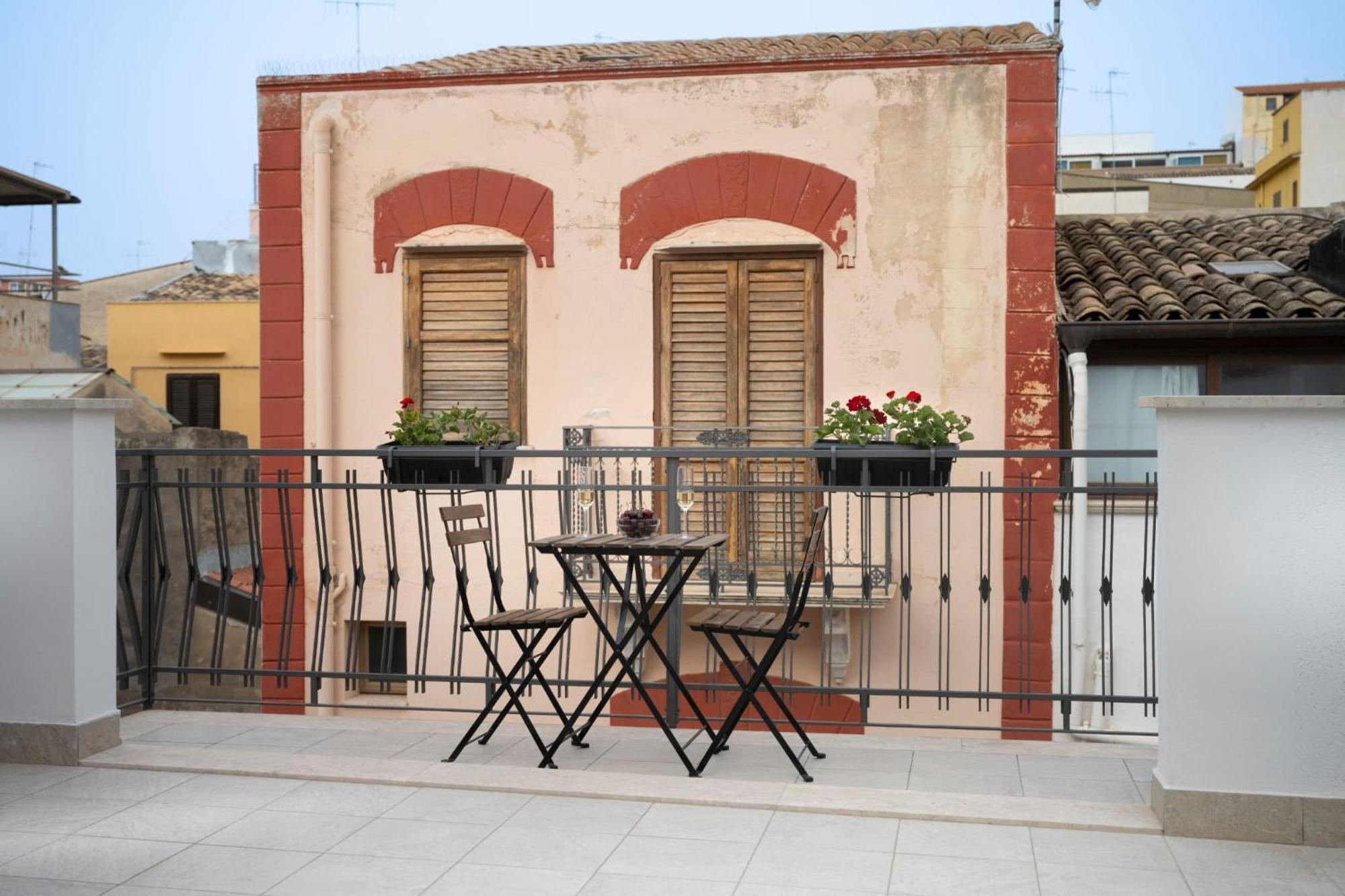 Mameri Central Rooms Castellammare del Golfo Eksteriør bilde
